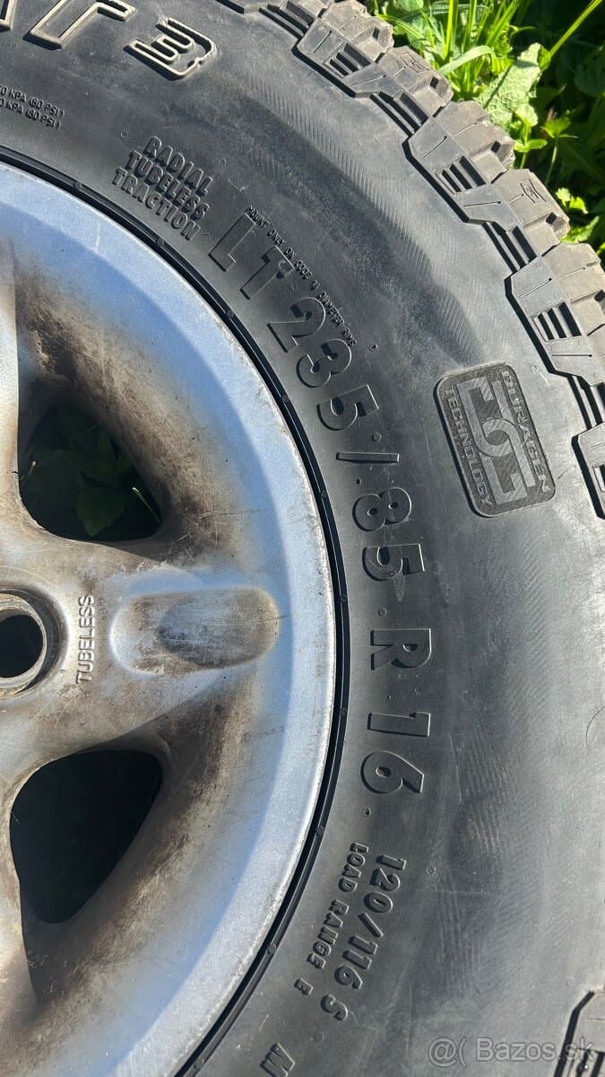 Land Rover Disky Gumy Pneumatiky