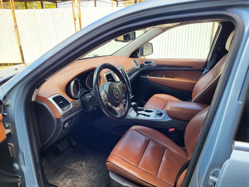 Jeep Grand Cherokee OVERLAND 2012