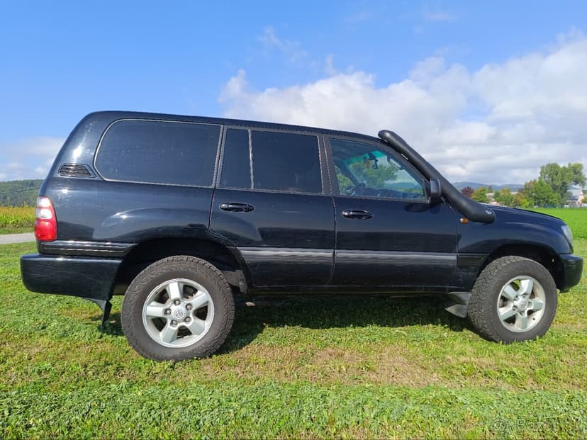 Toyota Land Cruiser J100 4.2 TD 150kW 2003 A/T IronMan