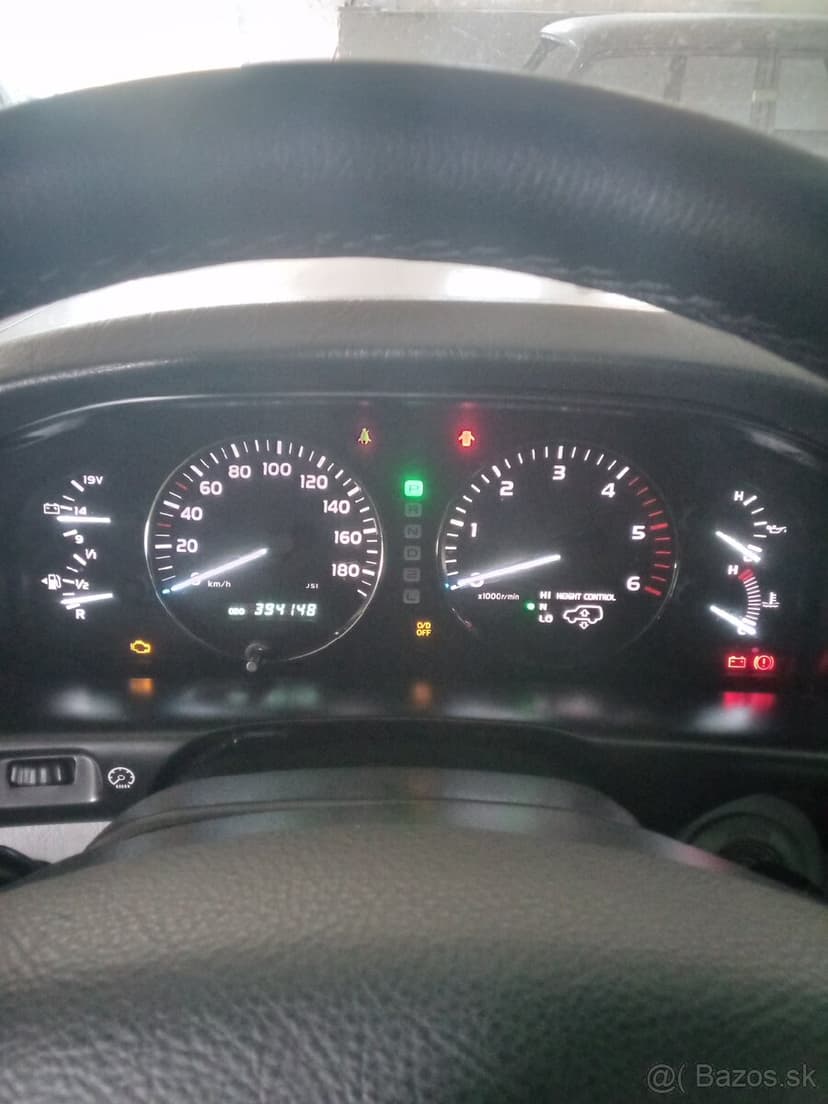 Predám Toyota land cruiser 100,4,2d