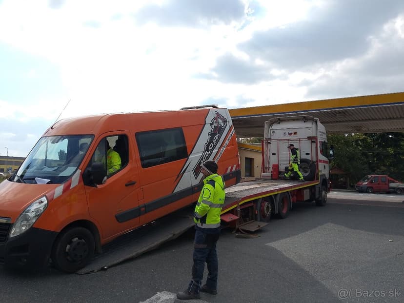 Scania odtahový speciál