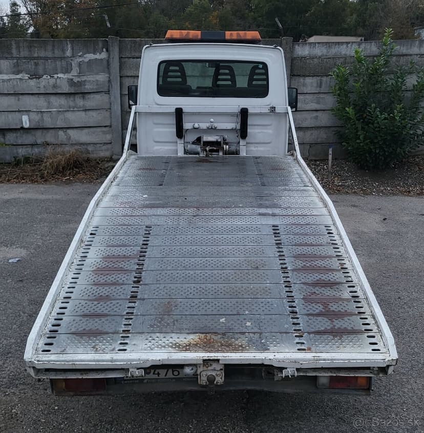 Odťahový špeciál Iveco Daily