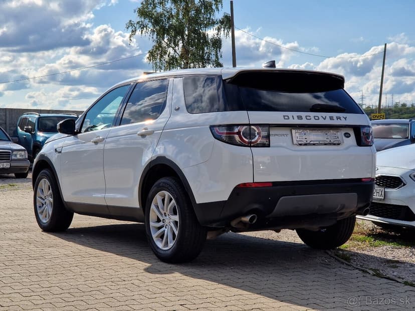 Land Rover Discovery Sport 2.0L TD4 HSE AT 4x4