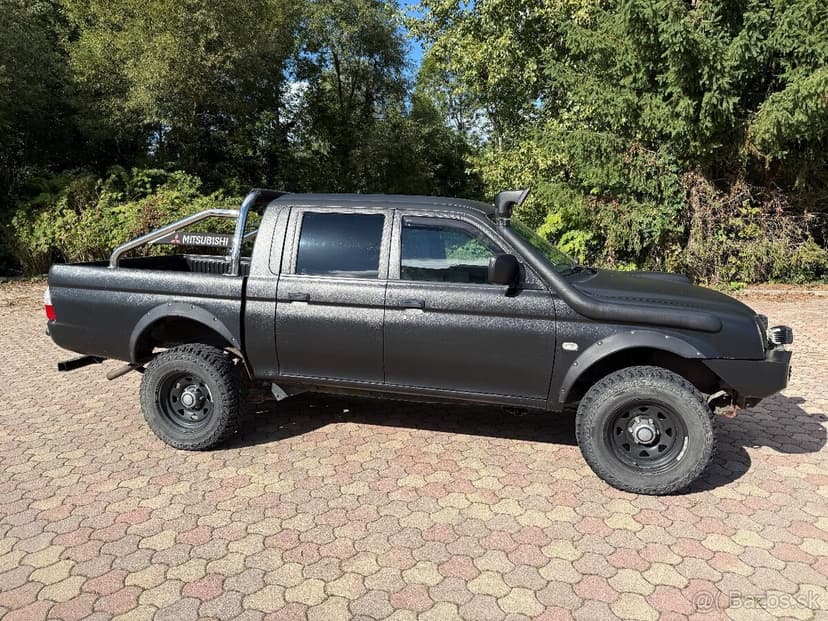 Mitsubishi L200 2.5TD Raptor Black