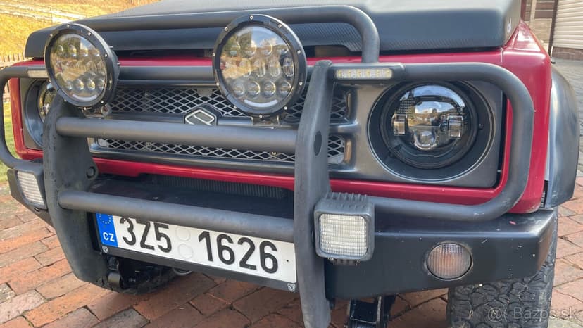 Predám suzuki samurai 1,3 52kw r.v 92