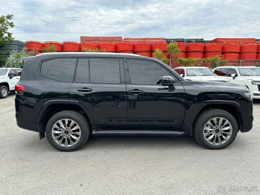 Pancierovane SUV B6 - 2024 TOYOTA LAND CRUISER GXR