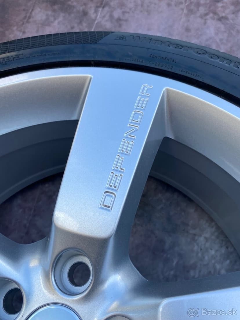 Nová zimní sada Alu Land Rover Defender 275/45R22
