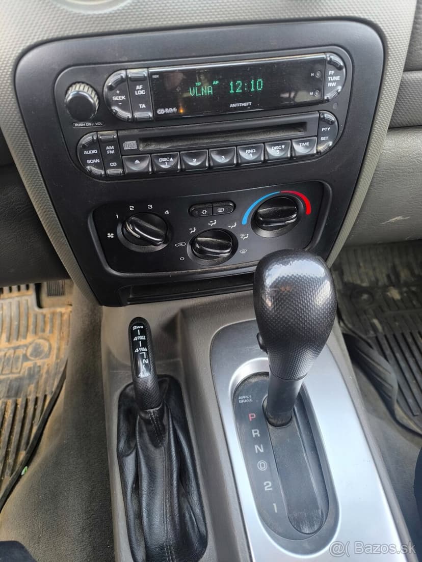 Jeep Cherokee KJ 2.8crdi 120kW 5st automat