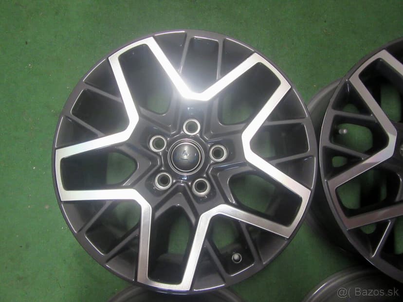 R18 hliníkové disky jeep rozteč 5x127 7,5x18 et44,45