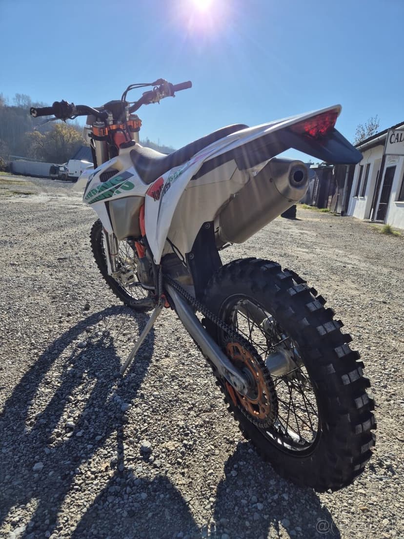 KTM EXC-F 250 Six Days 2021 – top stav