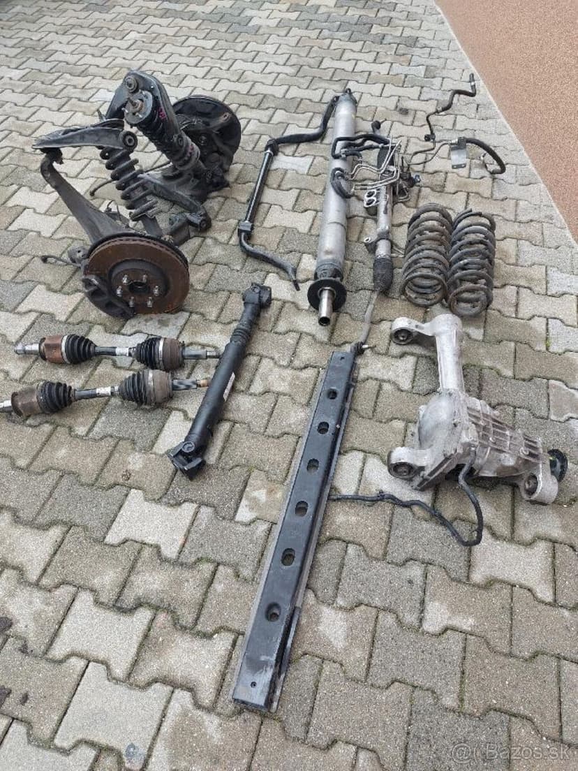 Řízení,těhlice,poloosa,kardan Nissan Navara D23 Alaskan