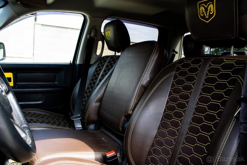 Dodge RAM 1500 5.7 HEMI