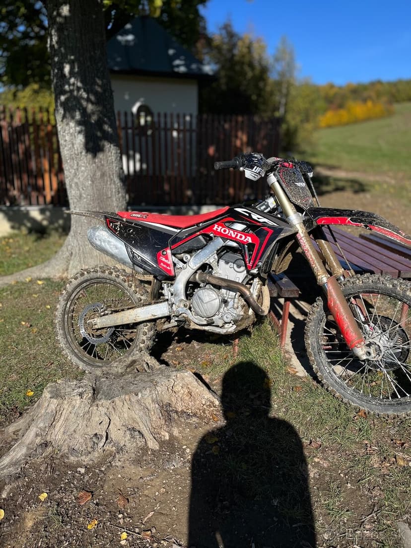 Predám Honda CRF250 2022