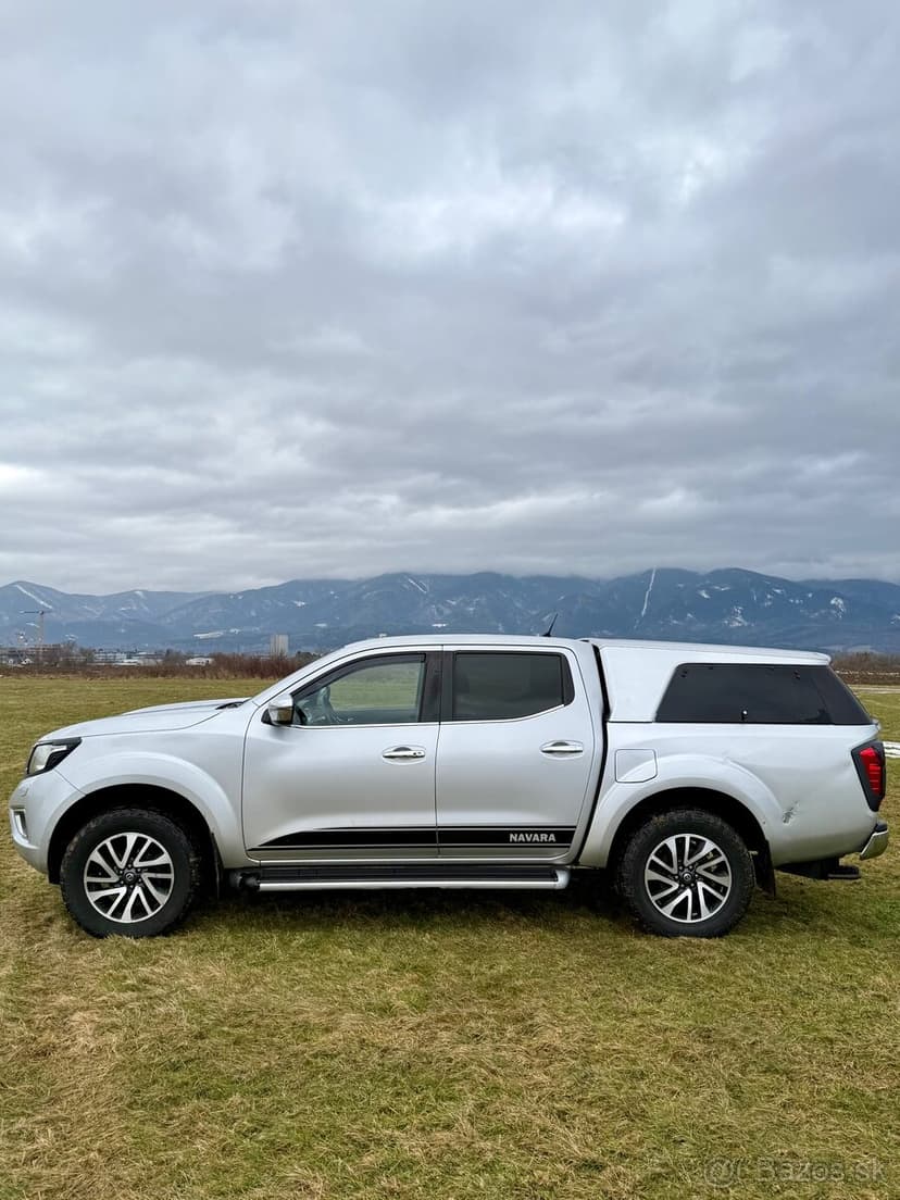 Nissan navara 2.3 2019