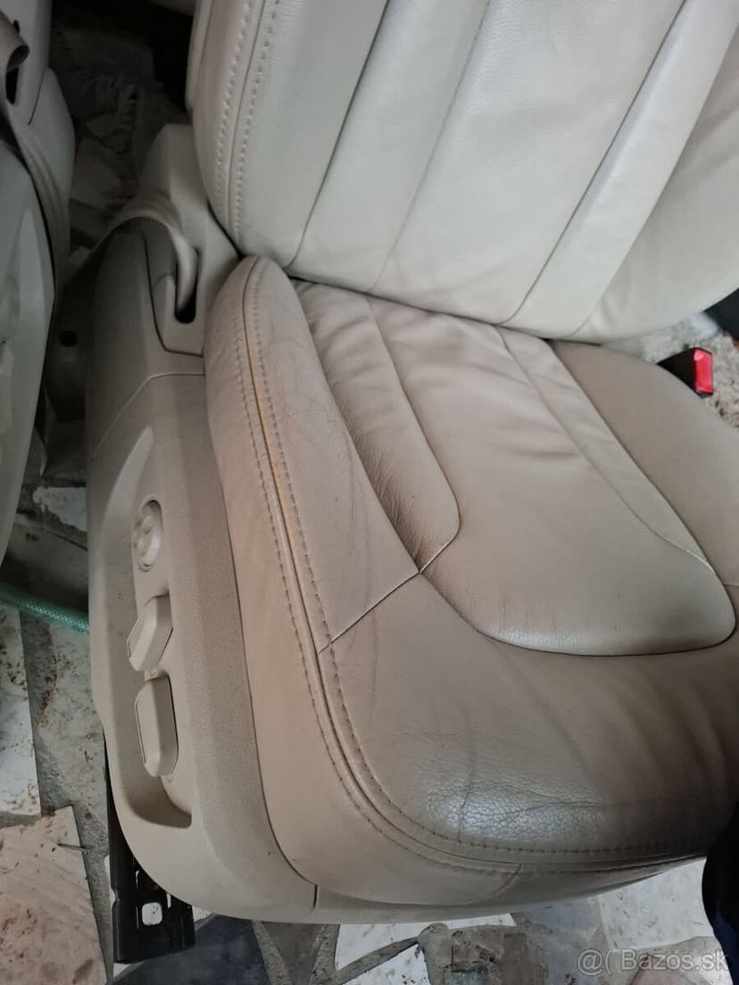 Sedadlá Audi Q7