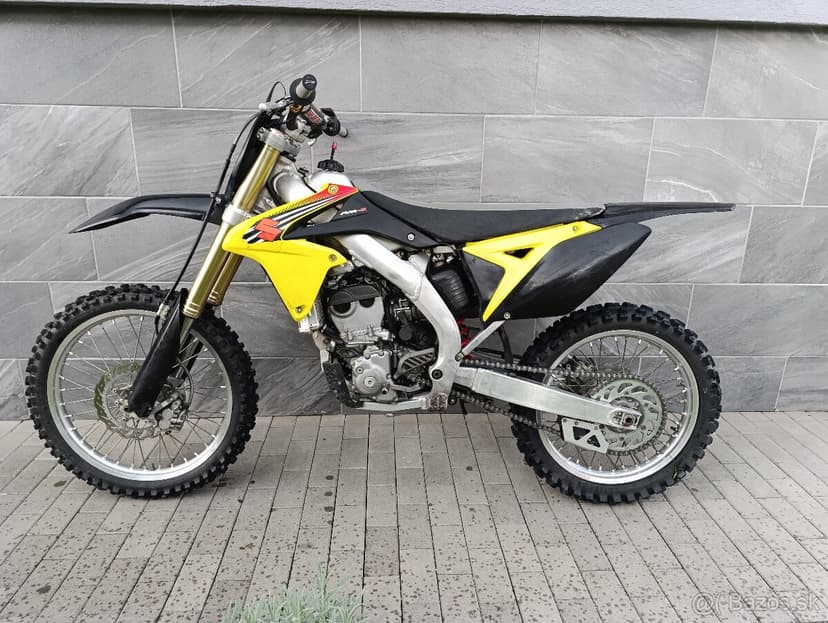 Suzuki RMZ 250