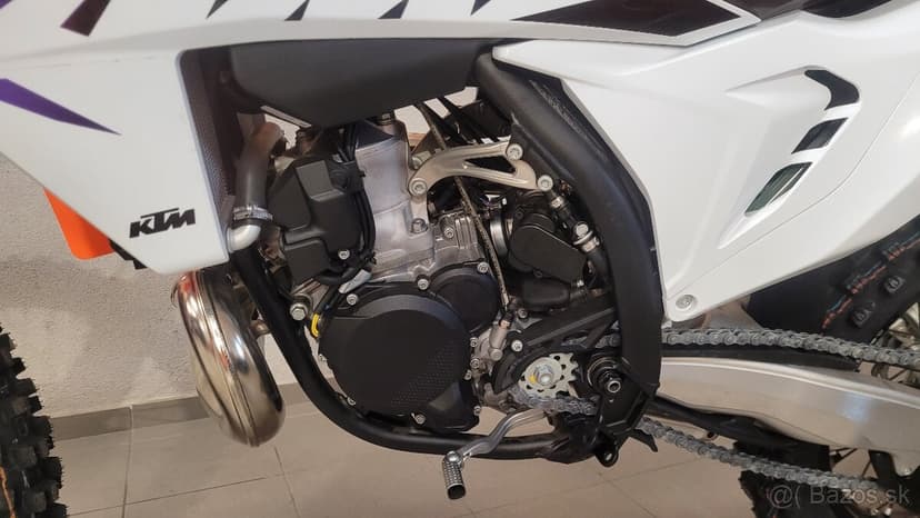 KTM 300 SX 2024 za 8900 eur chcete ho ?