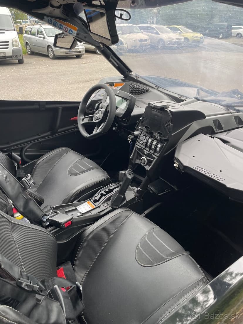 Maverick 1000xrs turboRR