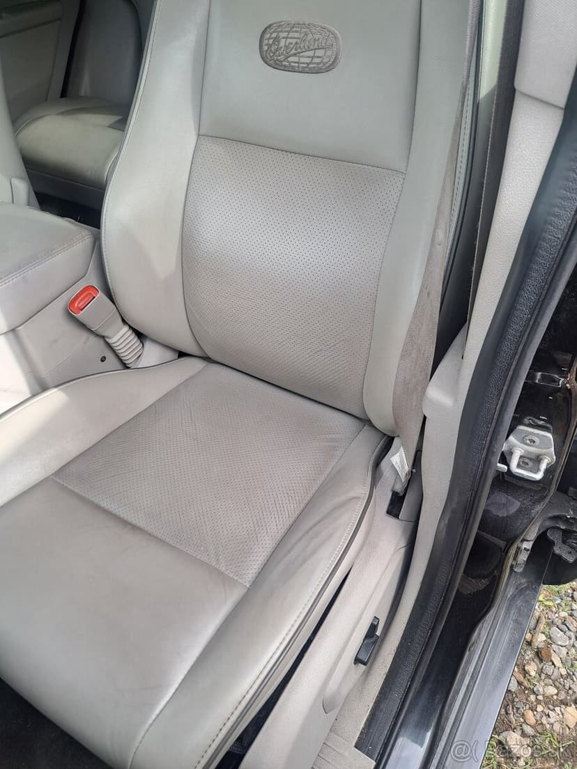 Jeep Grand Cherokee 3.0 crdi 160kw