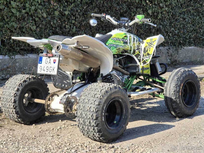 Predám štvorkolku Yamaha YFZ 450, ročník 2008