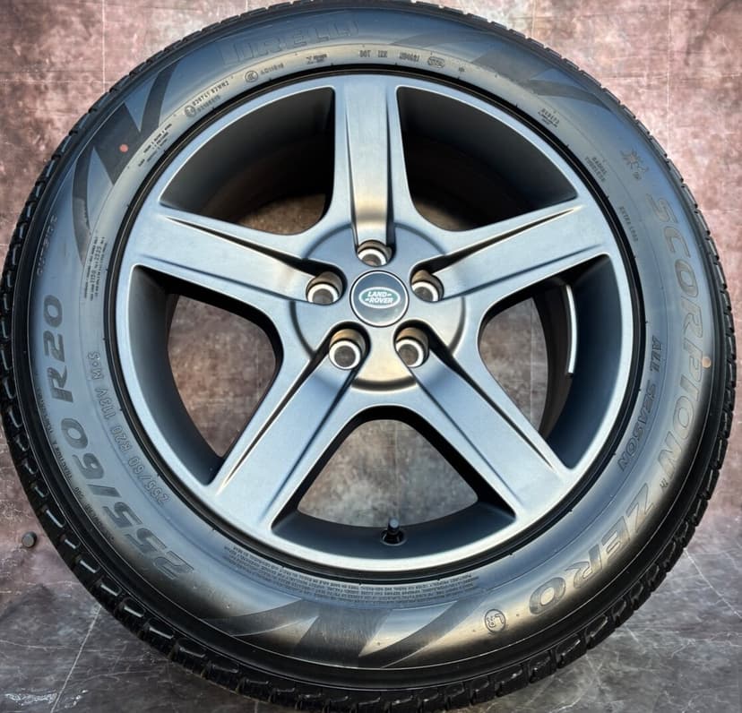 Originální alu kola Land Rover Defender 255/60R20