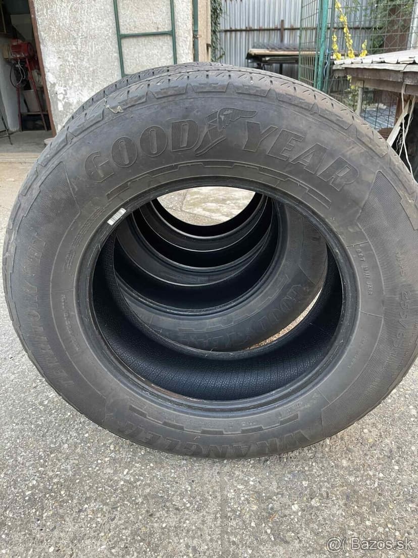 GOODYEAR 255/65 R 18 WRANGLER TERRITORY HT 111H