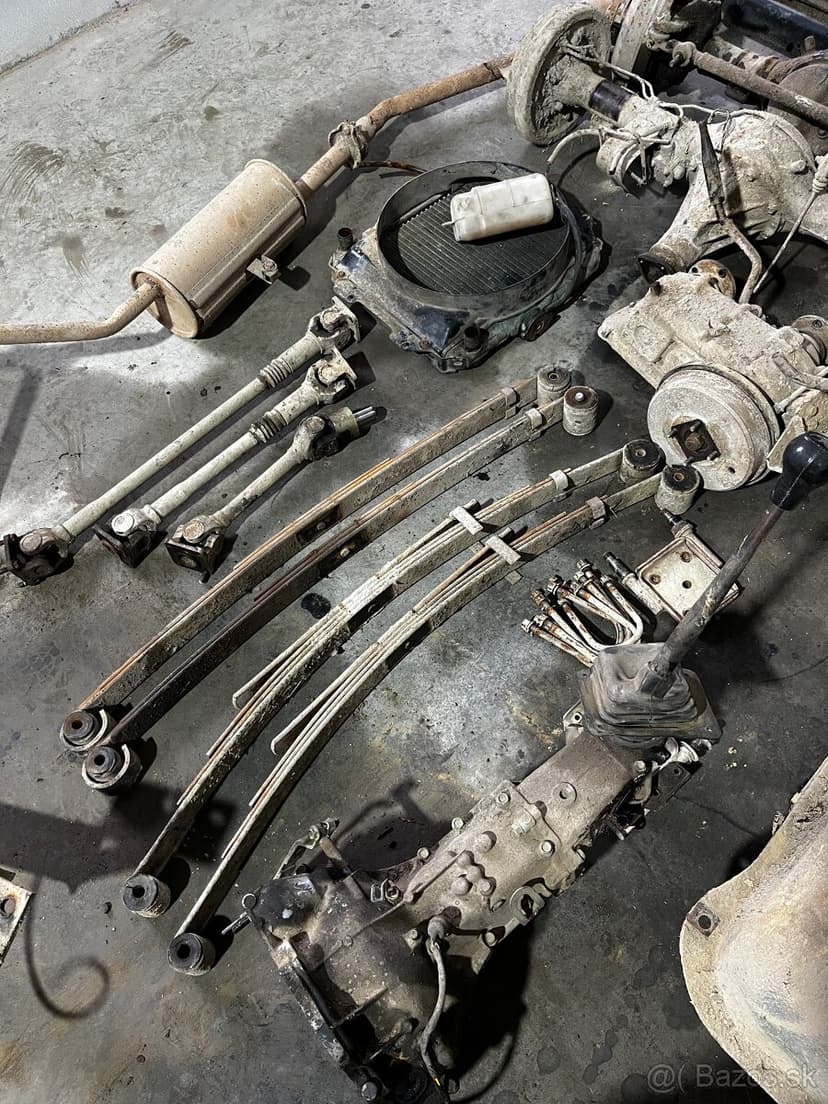 Predám diely na Suzuki Samurai 1.0,1.3