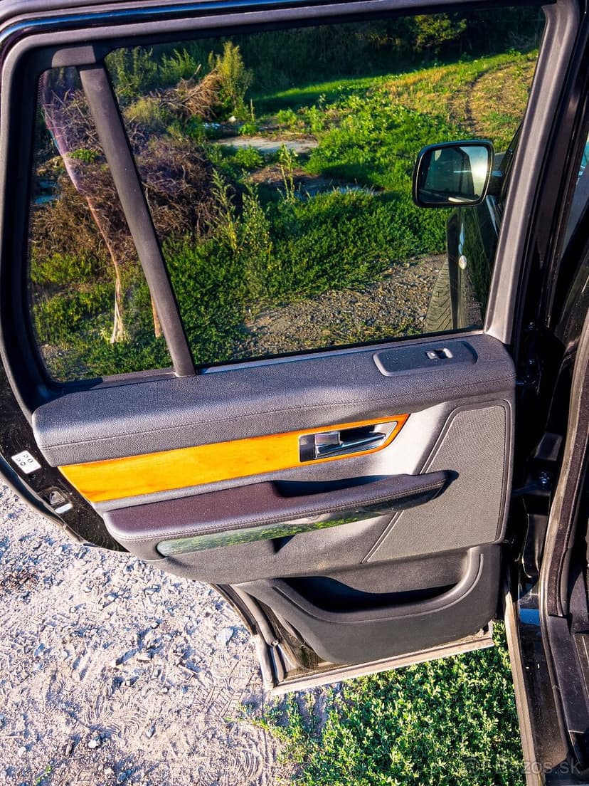 Range Rover Sport HSE 180kw 3.0 tdv6 (L320)