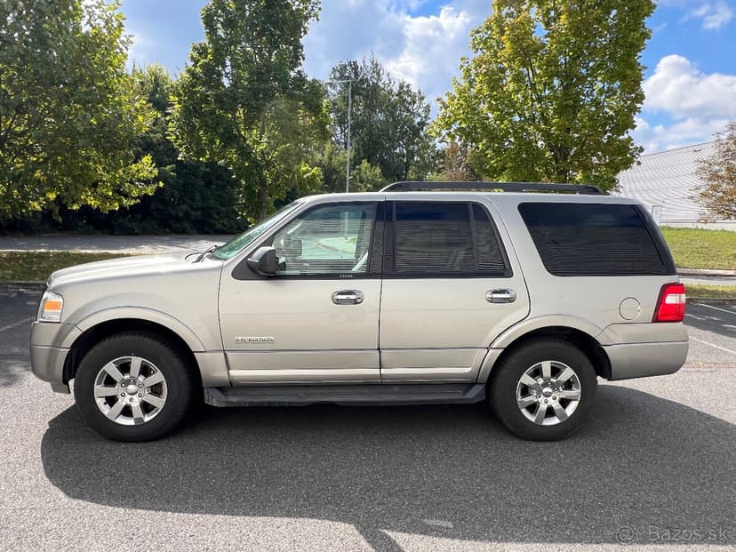 Ford Expedition XLT 5.4 V8, 4x4, 1.majitel, 67 000 km