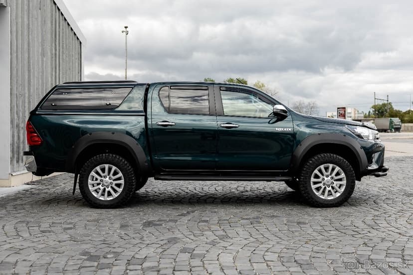 Toyota Hilux DC 2.4 I D-4D