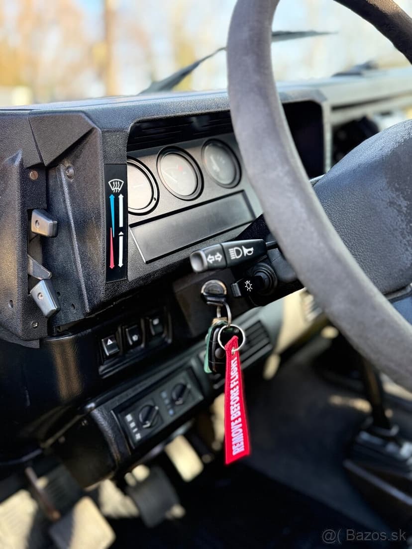 LAND ROVER DEFENDER 110 td5 - na predaj