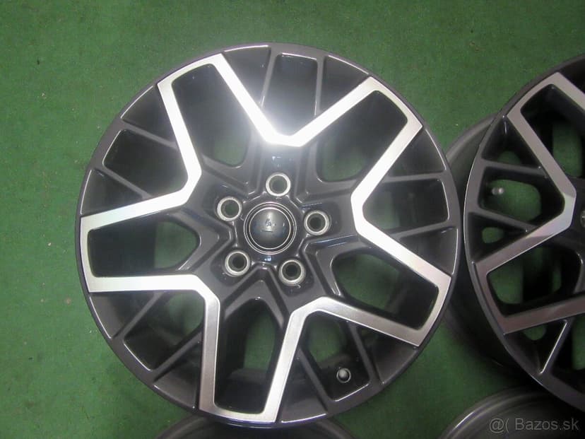 R18 hliníkové disky JEEP rozteč 5x127 7,5x18 et44,45