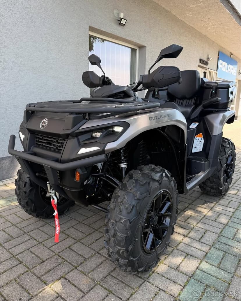 CAN-AM OUTLANDER MAX XT T 700 T3b