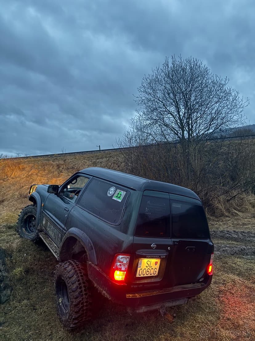 Nissan Patrol y61