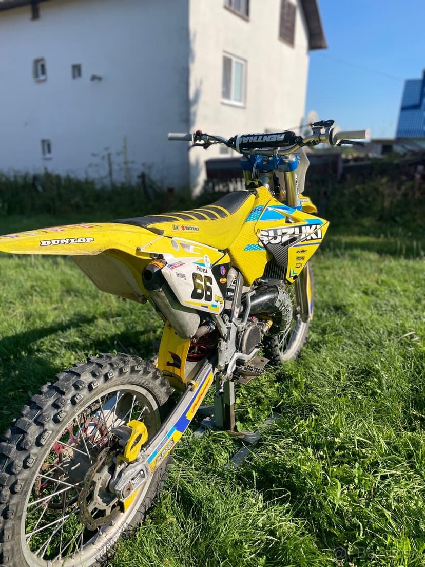 Suzuki RM 125