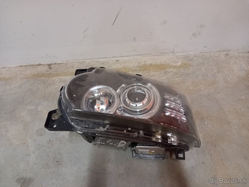 RANGE ROVER VOGUE L322 LIFT SVETLO LED XENON LAVY