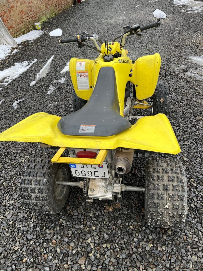 Suzuki LTZ400