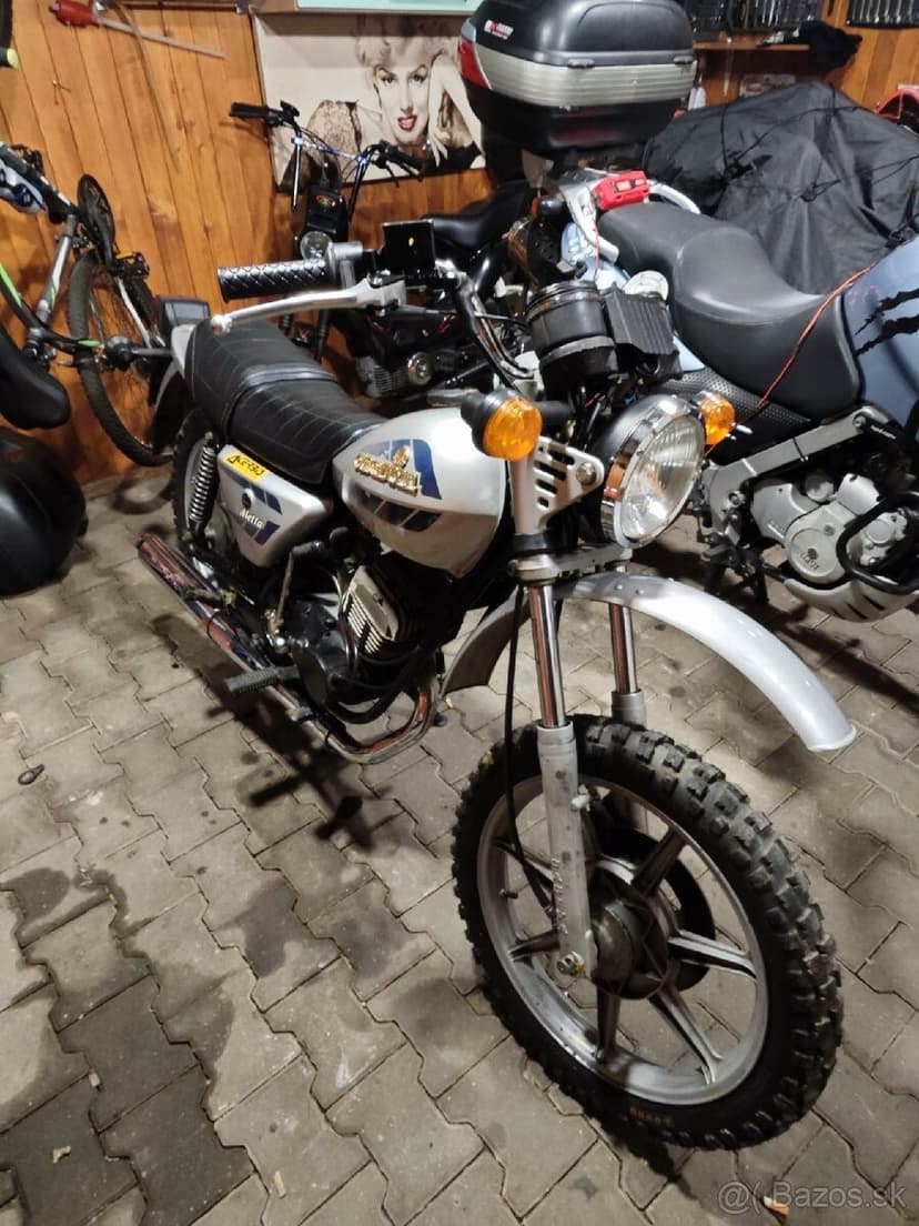 Predám kross retro cagiva 125 s roku 1982