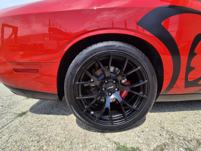 Predam dodge challenger 6.2 hellcat