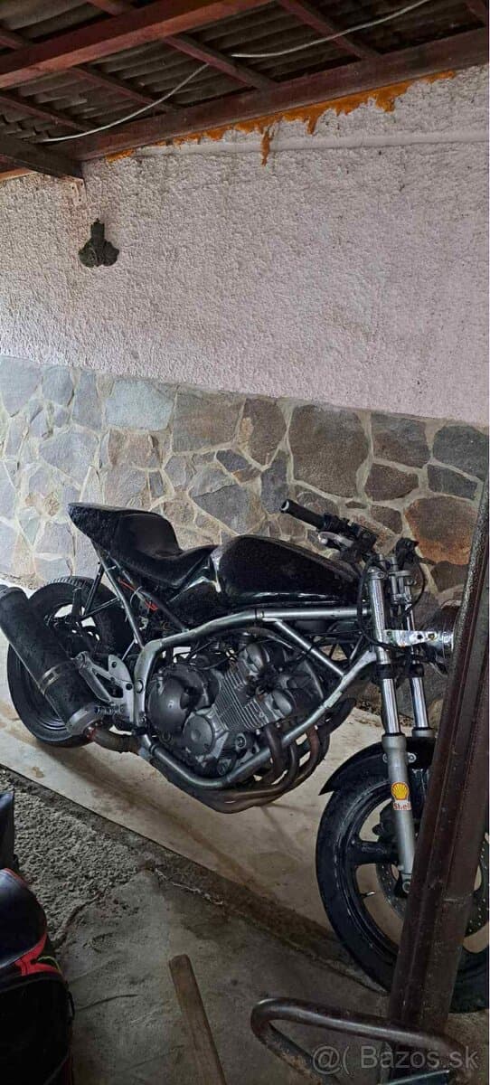 Yamaha XJ600N/S Devision