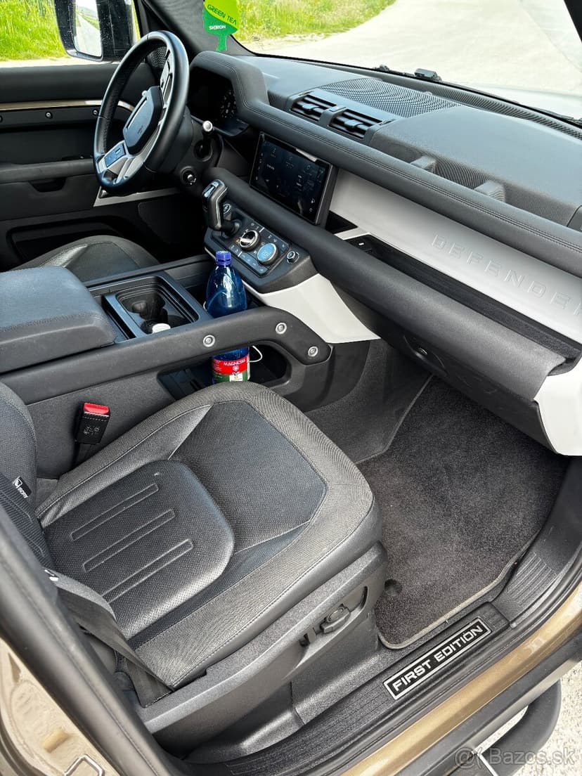 LandRover Defender 1. majitel