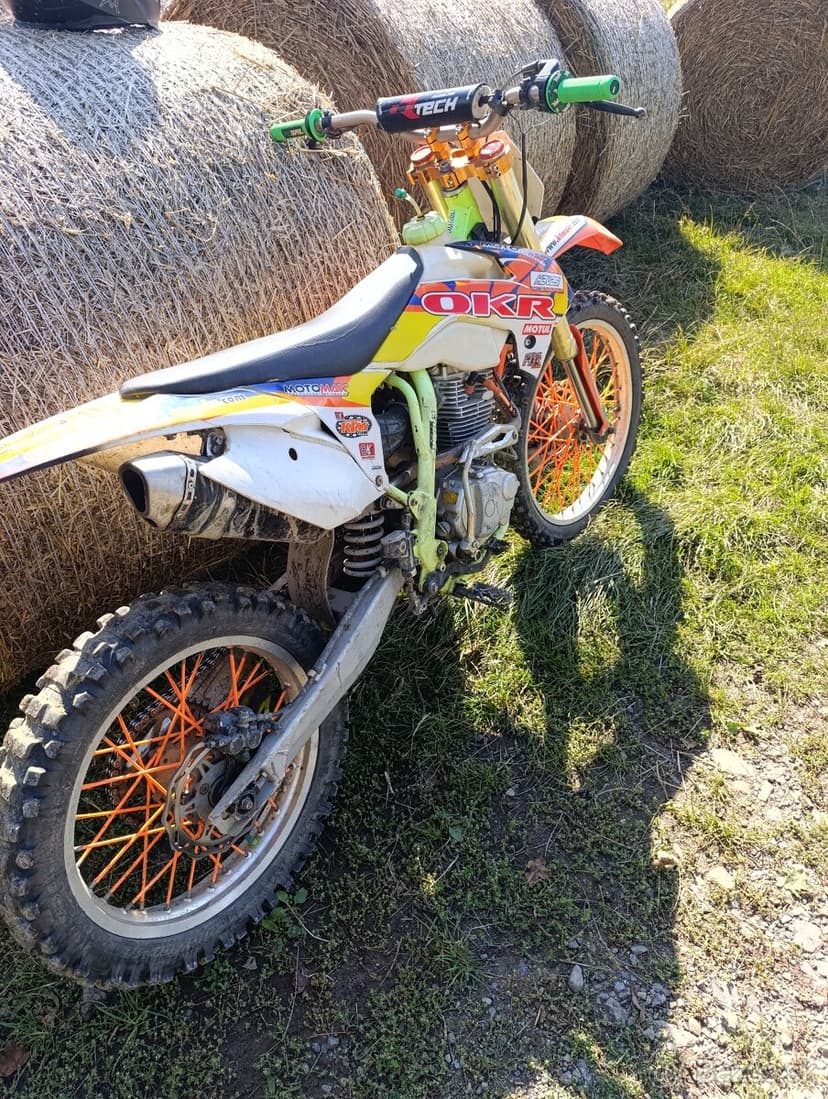 Predám pitbike 250