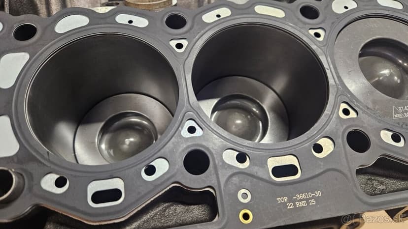 LR038168 – blok motora GEN1 pre motor 3.0 TDV6 / SDV6 (306DT