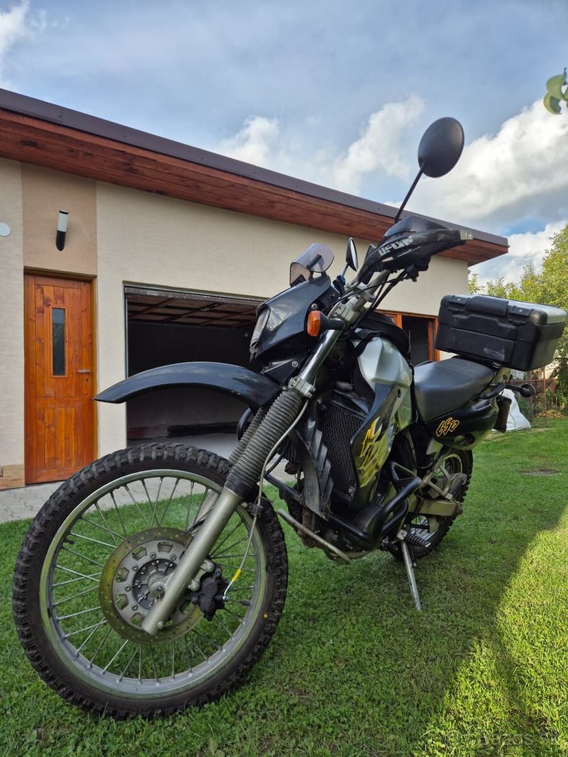 Predam Kawasaki KLR 650 r.v. 2001 s TP