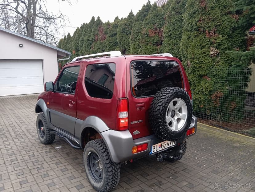 Suzuki Jimny 1.3i rv2011 Kúpené v SR