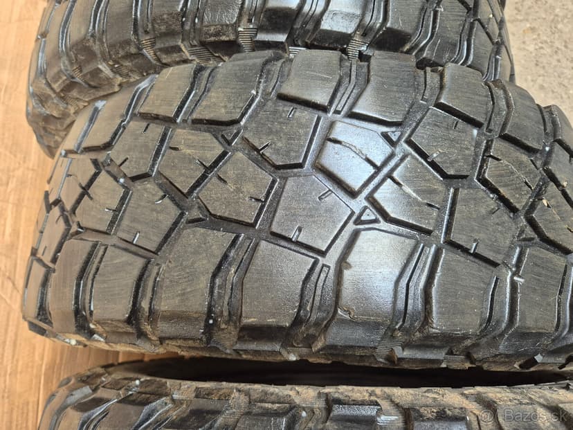 245/65 r17 4 ks BFGOODRICH dezén 9,1 - 7 mm