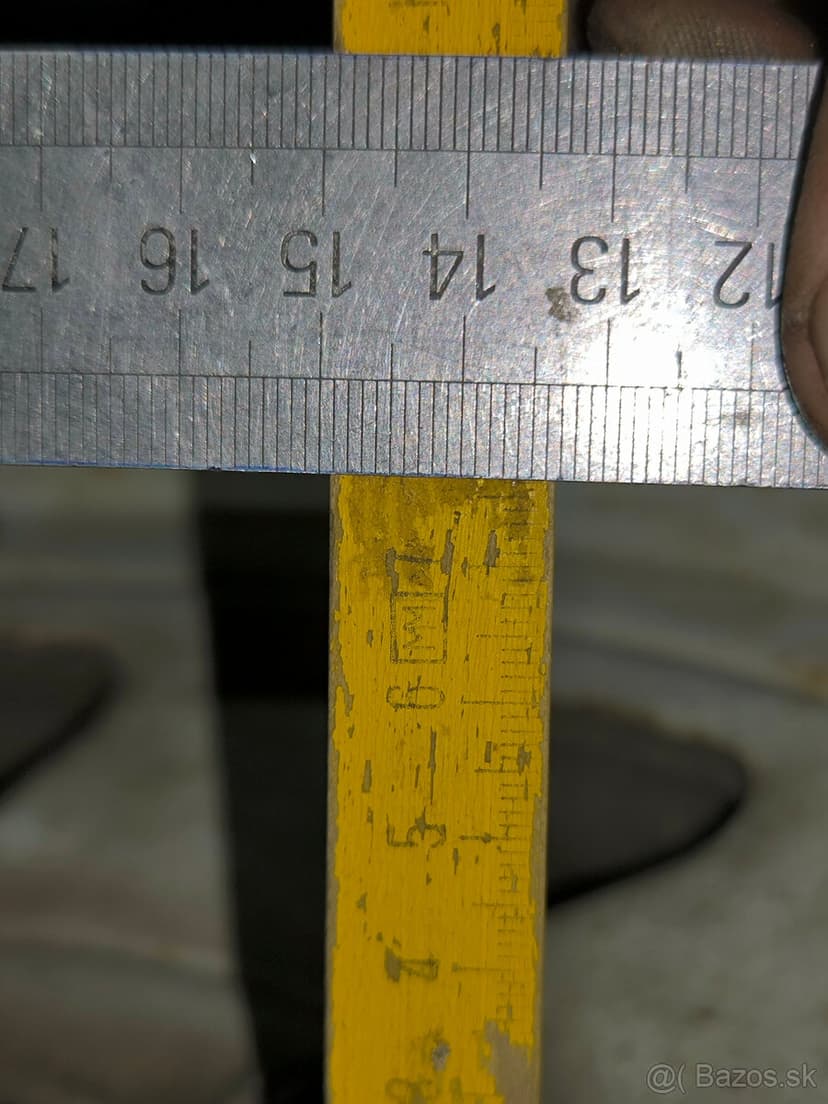 DISKY TOYOTA HILUX R15