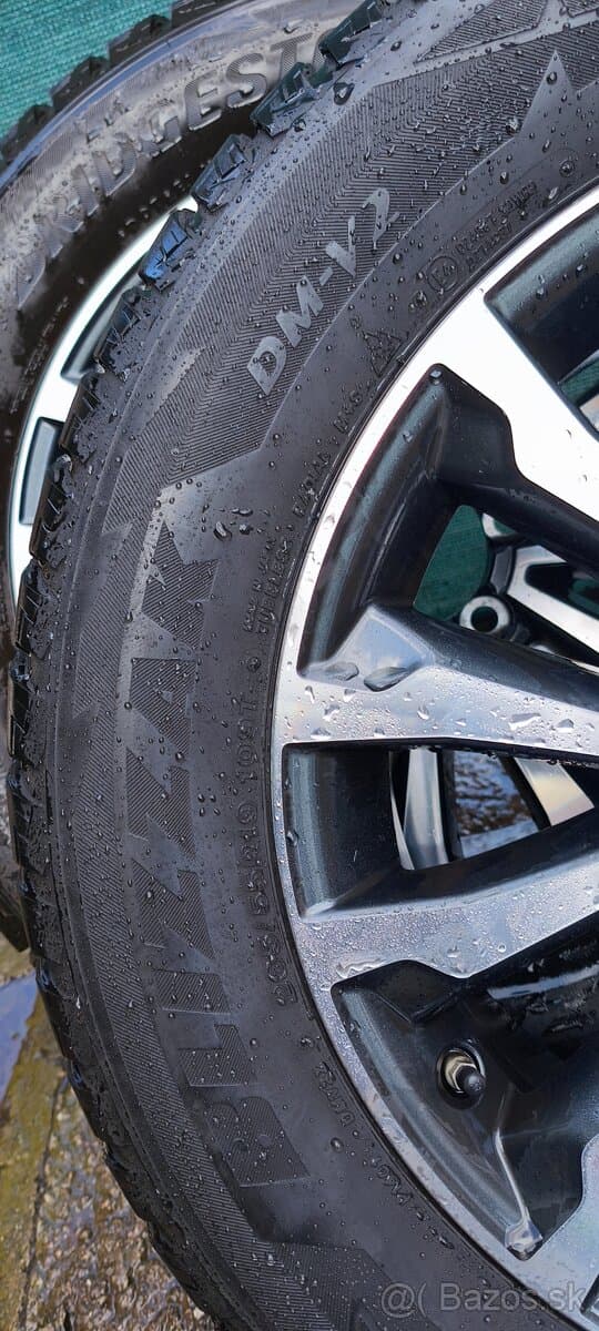 5 x Orig. Alu kolesa Toyota Land Cruiser, Hilux s pneu