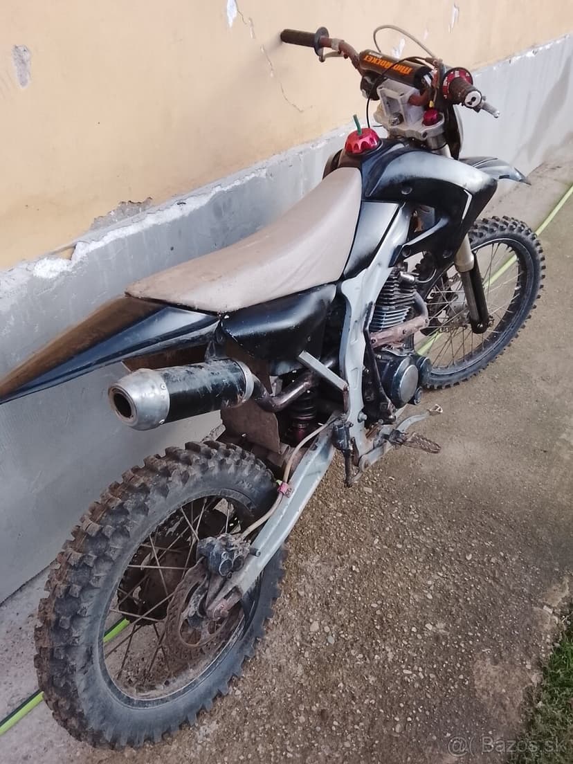 Predám dirtbike 200