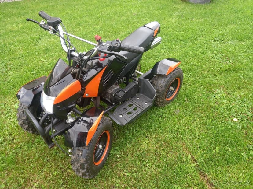 Detska benzínová stvorkolka 50 cm3